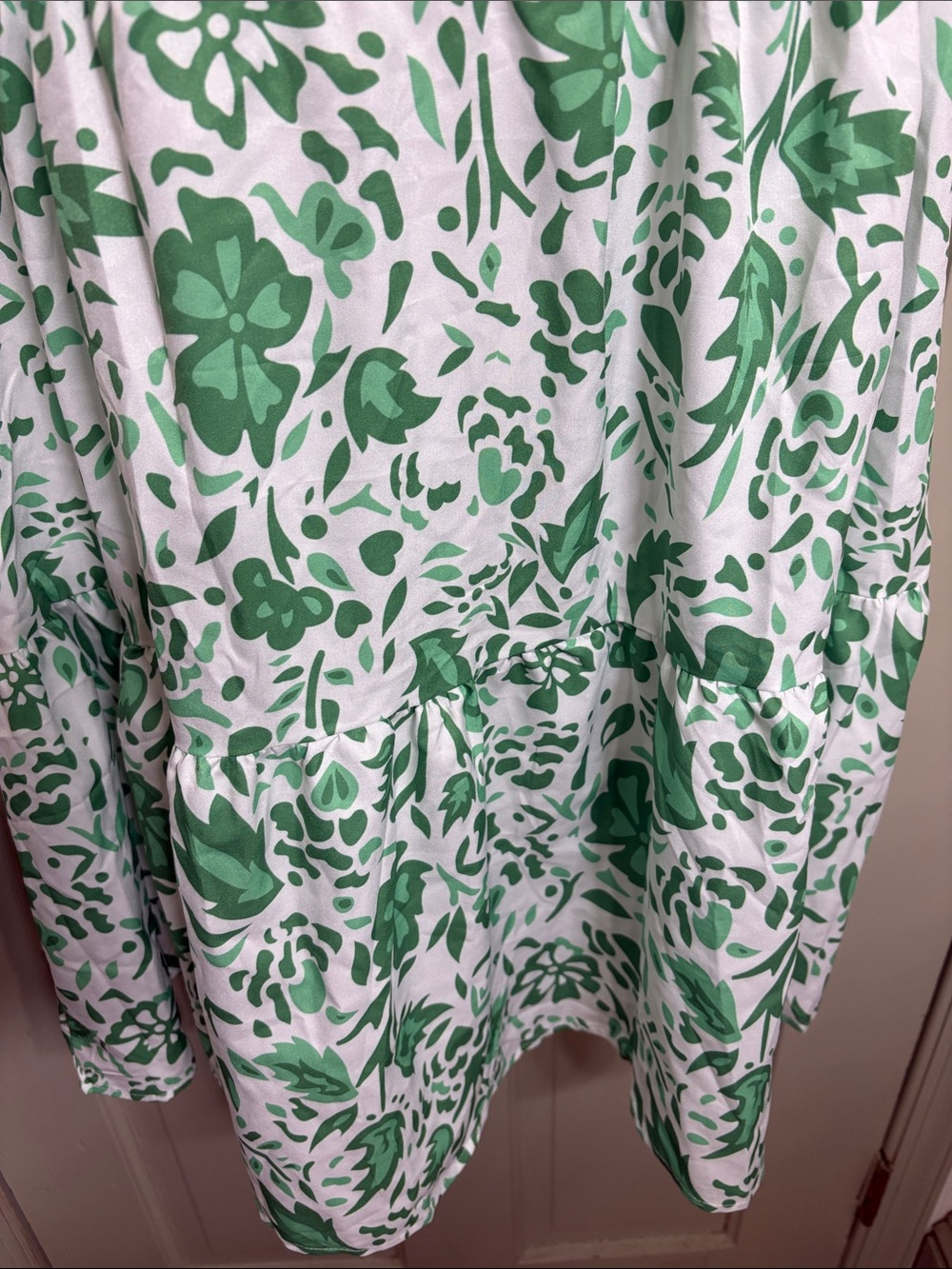 Women’s Green Floral Tiered Shirt Dress - Picture 6 of 8